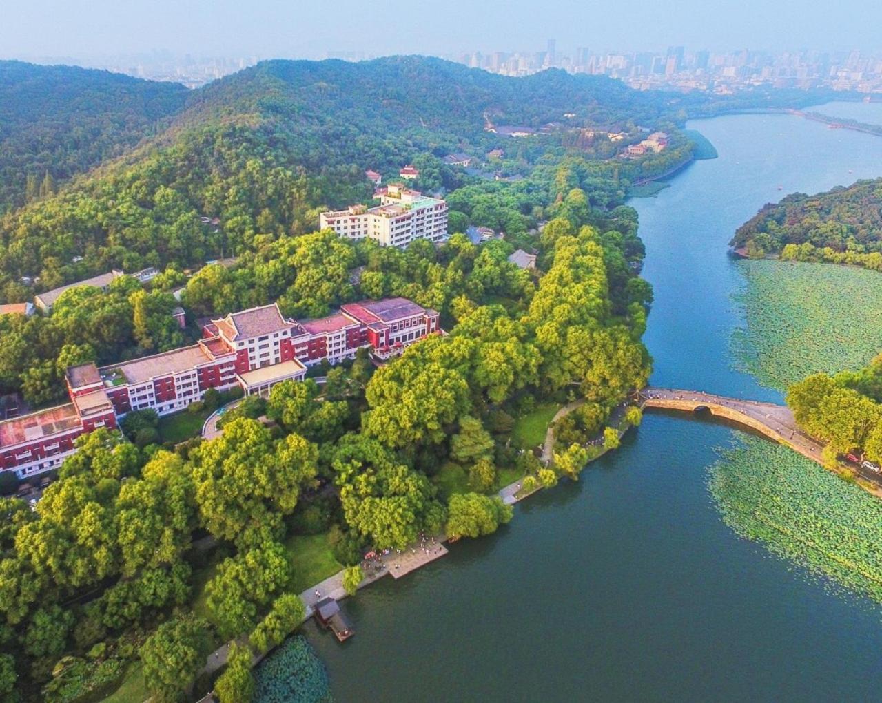 Shangri-La Hangzhou - The Back Garden Of West Lake Buitenkant foto